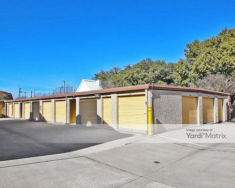 Source URL: https://cdnsc.rentcafe.com/dmslivecafe/3/1065327/1065327-1-2.jpg?width=-1&height=385&quality=80