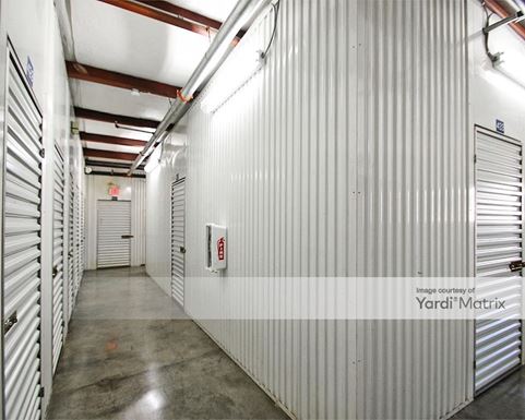 Source URL: https://cdnsc.rentcafe.com/dmslivecafe/3/1065327/1065327-1-5.jpg?width=-1&height=385&quality=80