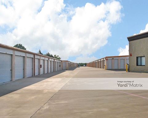 Source URL: https://cdnsc.rentcafe.com/dmslivecafe/3/1065354/1065354-1-2.jpg?width=-1&height=385&quality=80