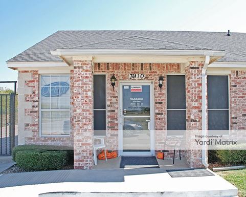 Source URL: https://cdnsc.rentcafe.com/dmslivecafe/3/1065355/1065355-1-2.jpg?width=-1&height=385&quality=80