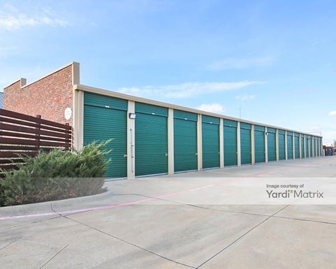 Source URL: https://cdnsc.rentcafe.com/dmslivecafe/3/1065356/1065356-1-2.jpg?width=-1&height=385&quality=80