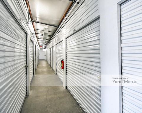 Source URL: https://cdnsc.rentcafe.com/dmslivecafe/3/1065356/1065356-1-6.jpg?width=-1&height=385&quality=80