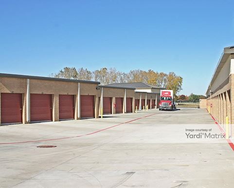 Source URL: https://cdnsc.rentcafe.com/dmslivecafe/3/1065357/1065357-1-3.jpg?width=-1&height=385&quality=80