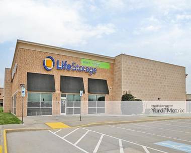 Storage Units for Rent available at 2845 McDermott Road, Plano, TX 75025