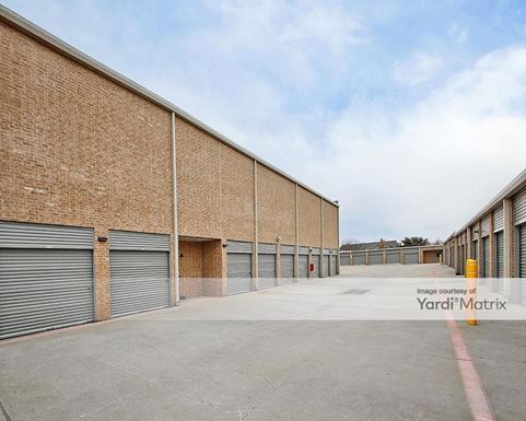 Source URL: https://cdnsc.rentcafe.com/dmslivecafe/3/1065364/1065364-1-2.jpg?width=-1&height=385&quality=80