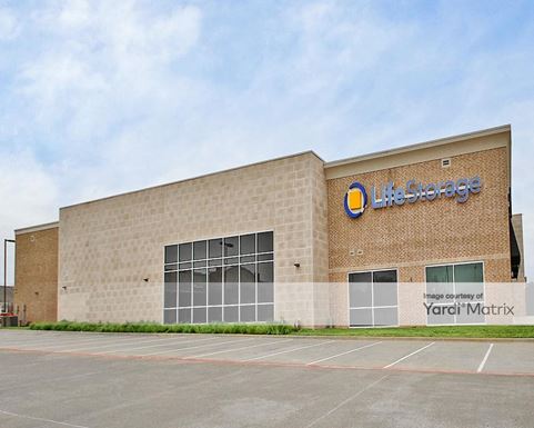 Source URL: https://cdnsc.rentcafe.com/dmslivecafe/3/1065364/1065364-1-5.jpg?width=-1&height=385&quality=80