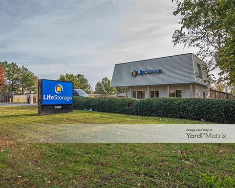 Source URL: https://cdnsc.rentcafe.com/dmslivecafe/3/1065387/1065387-1-5.jpg?width=-1&height=385&quality=80