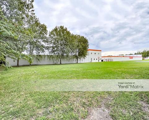 Source URL: https://cdnsc.rentcafe.com/dmslivecafe/3/1065395/1065395-1-6.jpg?width=-1&height=385&quality=80