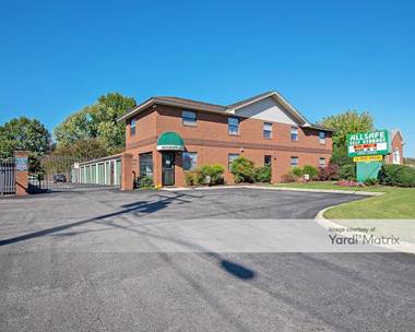 Storage Units for Rent available at 4850 Haygood Road, Virginia Beach, VA 23455