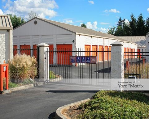 Source URL: https://cdnsc.rentcafe.com/dmslivecafe/3/1065460/1065460-1-2.jpg?width=-1&height=385&quality=80