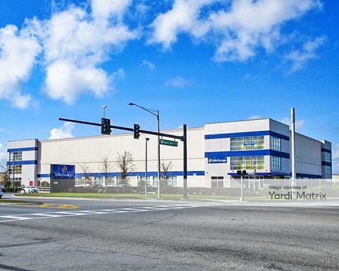 Source URL: https://cdnsc.rentcafe.com/dmslivecafe/3/1065484/1065484-1-2.jpg?width=-1&height=385&quality=80