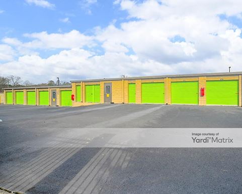 Source URL: https://cdnsc.rentcafe.com/dmslivecafe/3/1065522/1065522-1-5.jpg?width=-1&height=385&quality=80