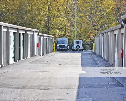 Source URL: https://cdnsc.rentcafe.com/dmslivecafe/3/1065526/1065526-1-5.jpg?width=-1&height=385&quality=80