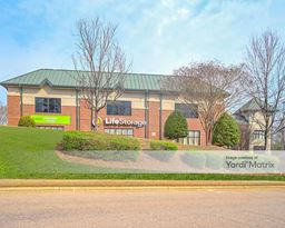 Image for Extra Space Storage - 5738 Dillard Drive, Cary, NC