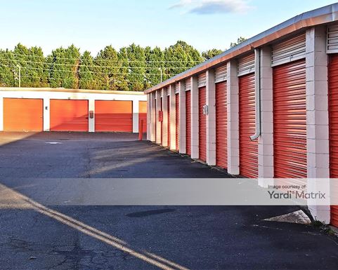 Source URL: https://cdnsc.rentcafe.com/dmslivecafe/3/1065544/1065544-1-4.jpg?width=-1&height=385&quality=80