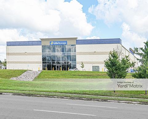 Source URL: https://cdnsc.rentcafe.com/dmslivecafe/3/1065560/1065560-1-4.jpg?width=-1&height=385&quality=80