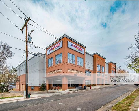 Source URL: https://cdnsc.rentcafe.com/dmslivecafe/3/1065561/1065561-1-4.jpg?width=-1&height=385&quality=80