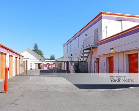 Source URL: https://cdnsc.rentcafe.com/dmslivecafe/3/1065567/1065567-1-2.jpg?width=-1&height=385&quality=80