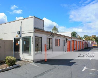 Storage Units for Rent available at 13325 SE Mcloughlin Blvd, Milwaukie, OR 97222