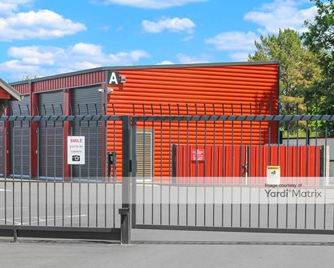 Source URL: https://cdnsc.rentcafe.com/dmslivecafe/3/1065603/1065603-1-2.jpg?width=-1&height=385&quality=80