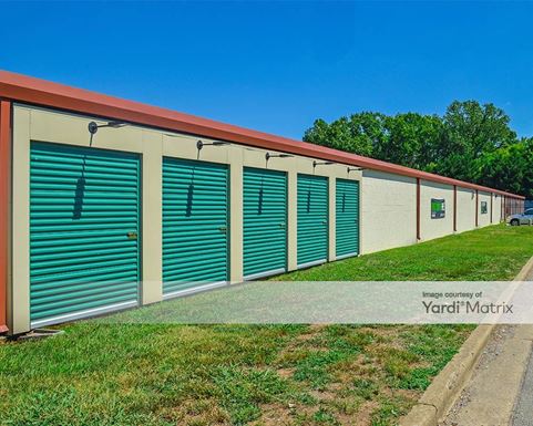 Source URL: https://cdnsc.rentcafe.com/dmslivecafe/3/1065615/1065615-1-3.jpg?width=-1&height=385&quality=80