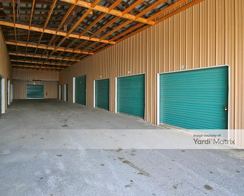 Source URL: https://cdnsc.rentcafe.com/dmslivecafe/3/1065626/1065626-1-4.jpg?width=-1&height=385&quality=80