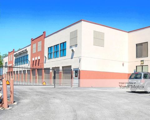 Source URL: https://cdnsc.rentcafe.com/dmslivecafe/3/1065643/1065643-1-2.jpg?width=-1&height=385&quality=80