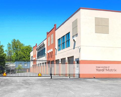 Source URL: https://cdnsc.rentcafe.com/dmslivecafe/3/1065643/1065643-1-3.jpg?width=-1&height=385&quality=80