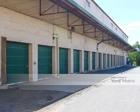 Source URL: https://cdnsc.rentcafe.com/dmslivecafe/3/1065644/1065644-1-3.jpg?width=-1&height=385&quality=80