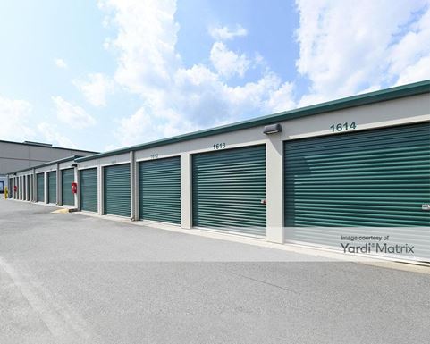 Source URL: https://cdnsc.rentcafe.com/dmslivecafe/3/1065654/1065654-1-4.jpg?width=-1&height=385&quality=80