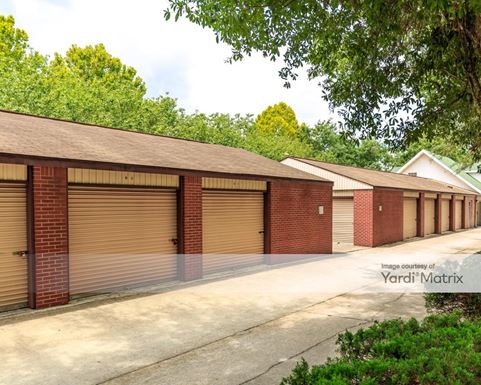 Source URL: https://cdnsc.rentcafe.com/dmslivecafe/3/1065667/1065667-1-2.jpg?width=-1&height=385&quality=80