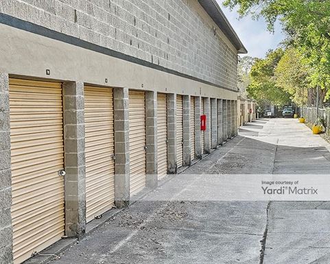 Source URL: https://cdnsc.rentcafe.com/dmslivecafe/3/1065668/1065668-1-3.jpg?width=-1&height=385&quality=80