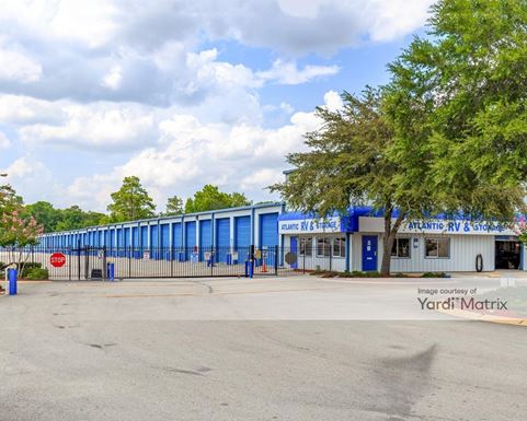 Source URL: https://cdnsc.rentcafe.com/dmslivecafe/3/1065680/1065680-1-2.jpg?width=-1&height=385&quality=80