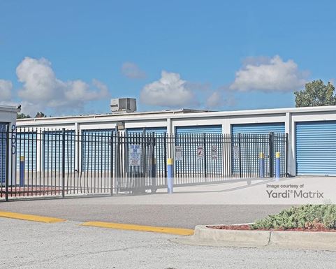 Source URL: https://cdnsc.rentcafe.com/dmslivecafe/3/1065681/1065681-1-4.jpg?width=-1&height=385&quality=80