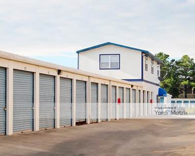 Storage Units for Rent available at 10918 Atlantic Blvd, Jacksonville, FL 32225