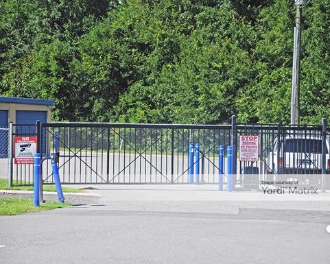 Source URL: https://cdnsc.rentcafe.com/dmslivecafe/3/1065703/1065703-1-2.jpg?width=-1&height=385&quality=80