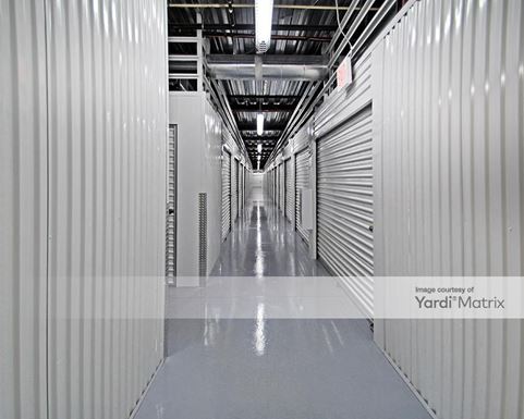 Source URL: https://cdnsc.rentcafe.com/dmslivecafe/3/1065713/1065713-1-4.jpg?width=-1&height=385&quality=80