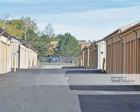 Source URL: https://cdnsc.rentcafe.com/dmslivecafe/3/1065718/1065718-1-3.jpg?width=-1&height=385&quality=80