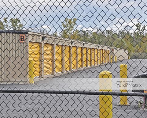 Source URL: https://cdnsc.rentcafe.com/dmslivecafe/3/1065721/1065721-1-4.jpg?width=-1&height=385&quality=80