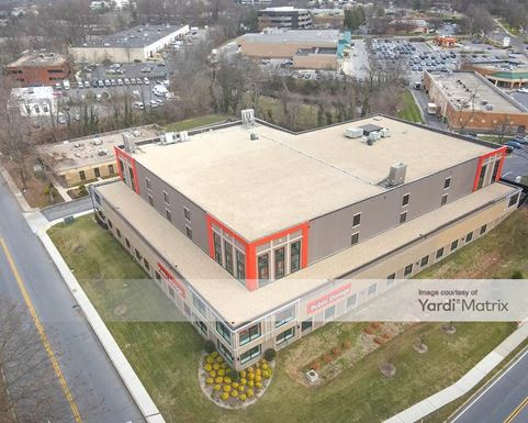 Source URL: https://cdnsc.rentcafe.com/dmslivecafe/3/1065753/1065753-1-3.jpg?width=-1&height=385&quality=80