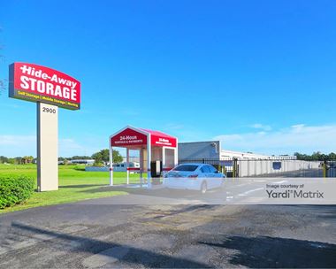 Storage Units for Rent available at 2900 US 301 North, Ellenton, FL 34222