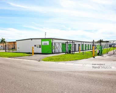 Storage Units for Rent available at 7000 Iris Street, Sarasota, FL 34243