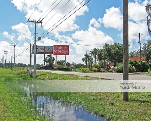 Source URL: https://cdnsc.rentcafe.com/dmslivecafe/3/1065805/1065805-1-2.jpg?width=-1&height=385&quality=80