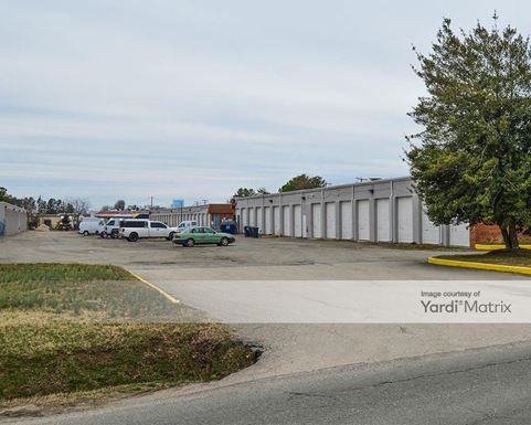 Source URL: https://cdnsc.rentcafe.com/dmslivecafe/3/1065817/1065817-1-4.jpg?width=-1&height=385&quality=80