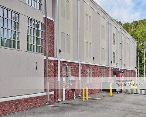 Source URL: https://cdnsc.rentcafe.com/dmslivecafe/3/1065872/1065872-1-4.jpg?width=-1&height=385&quality=80