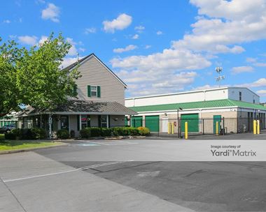 Storage Units for Rent available at 15700 SE McKinley Avenue, Clackamas, OR 97015