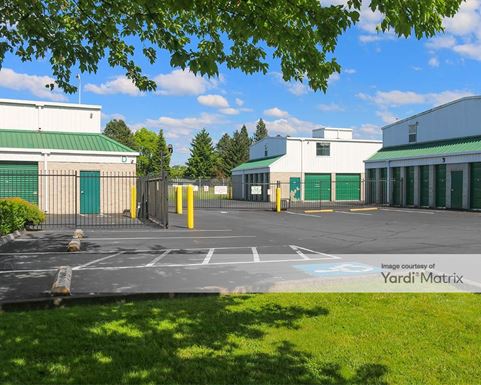 Source URL: https://cdnsc.rentcafe.com/dmslivecafe/3/1065882/1065882-1-5.jpg?width=-1&height=385&quality=80