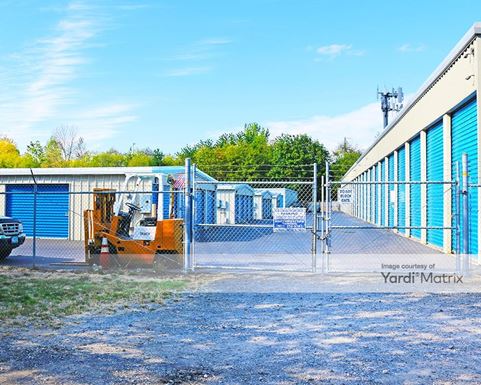 Source URL: https://cdnsc.rentcafe.com/dmslivecafe/3/1065884/1065884-1-2.jpg?width=-1&height=385&quality=80