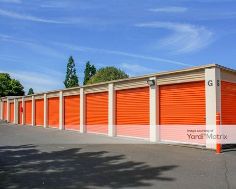 Source URL: https://cdnsc.rentcafe.com/dmslivecafe/3/1065885/1065885-1-5.jpg?width=-1&height=385&quality=80