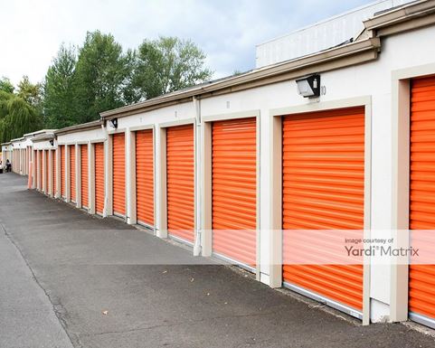 Source URL: https://cdnsc.rentcafe.com/dmslivecafe/3/1065887/1065887-1-3.jpg?width=-1&height=385&quality=80